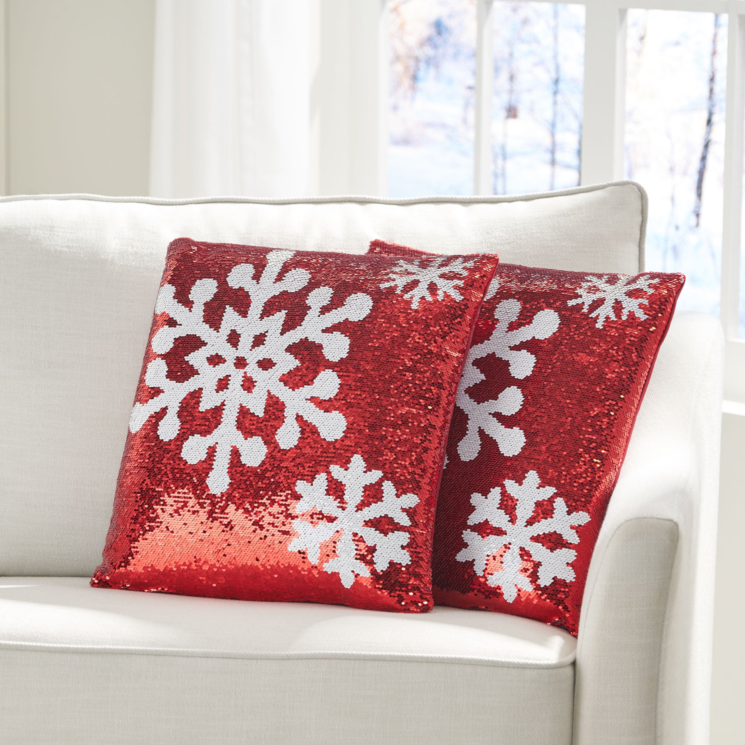 Sherard Glam Sequin Christmas Throw Pillow