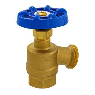 Everbilt 34 in. Brass Bent Nose Garden Valve 108-104EB