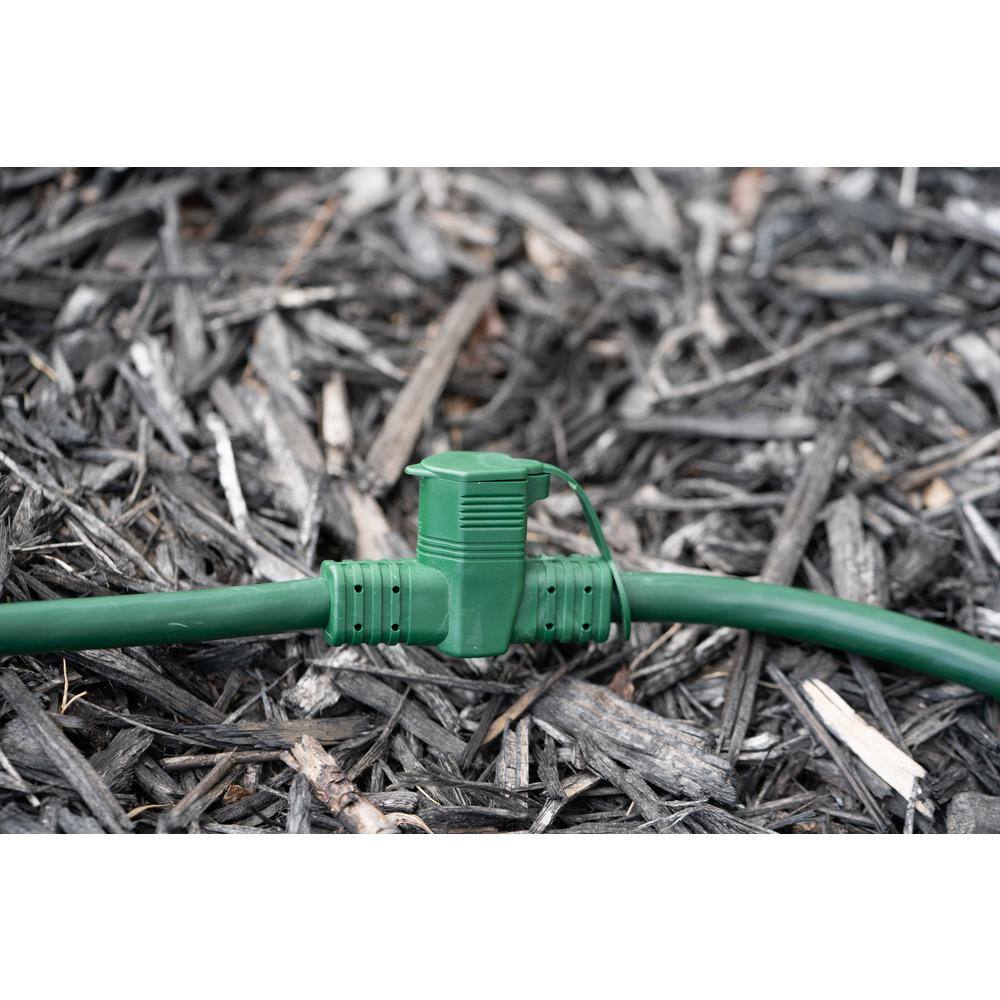 Woods 25 ft. 143 Multi-Outlet (3) Garden Outdoor Medium-Duty Extension Cord Green 3030