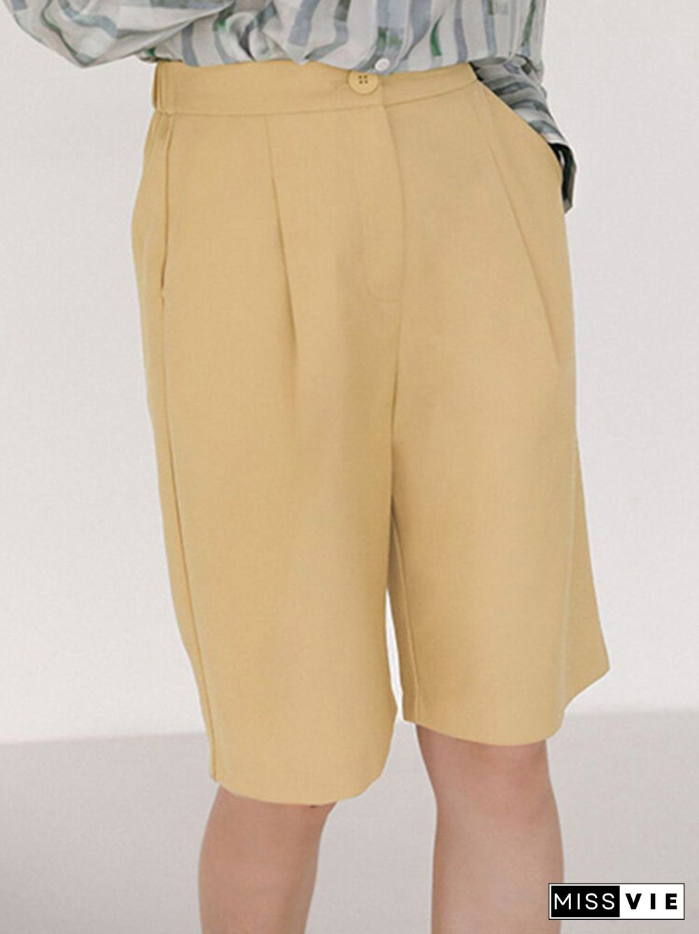 Solid Pocket Button Ruched Casual Shorts