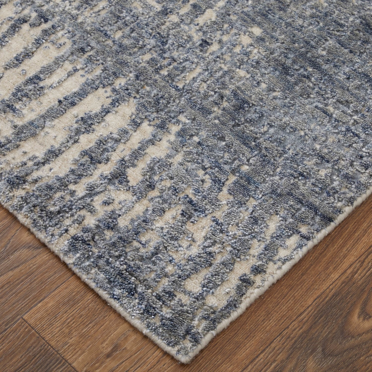 Kinton Abstract Hand Woven Blue / Beige Rug