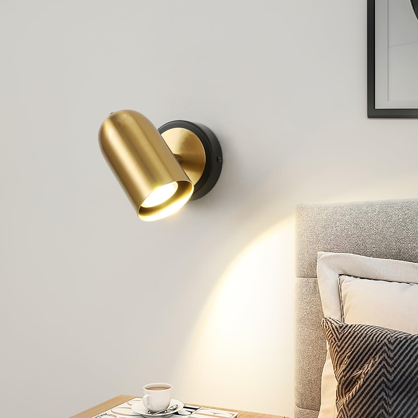 Leonardo Gold Wall Lamp