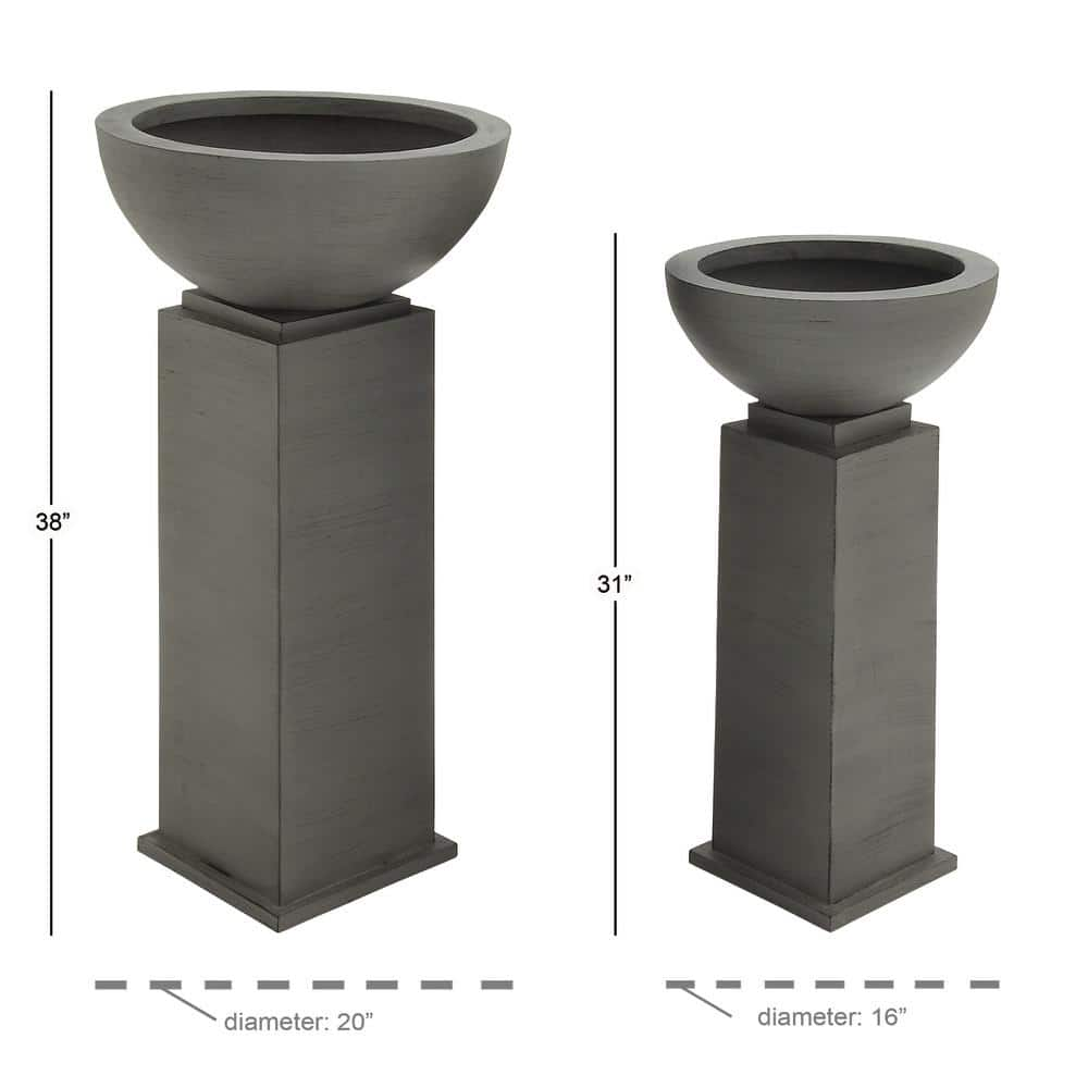 Litton Lane 38in. Extra Large Gray Metal Indoor Outdoor Planter (2- Pack) 65379