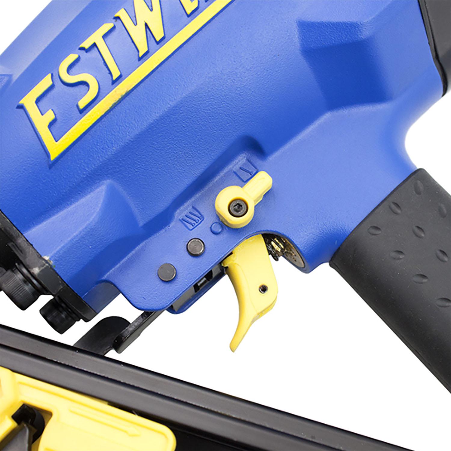 Estwing EFR2190 Pneumatic 21 Degree 3-1/2 Framing Nailer with Adjustable Metal Belt Hook， 1/4 NPT Industrial Swivel Fitting， and Bag