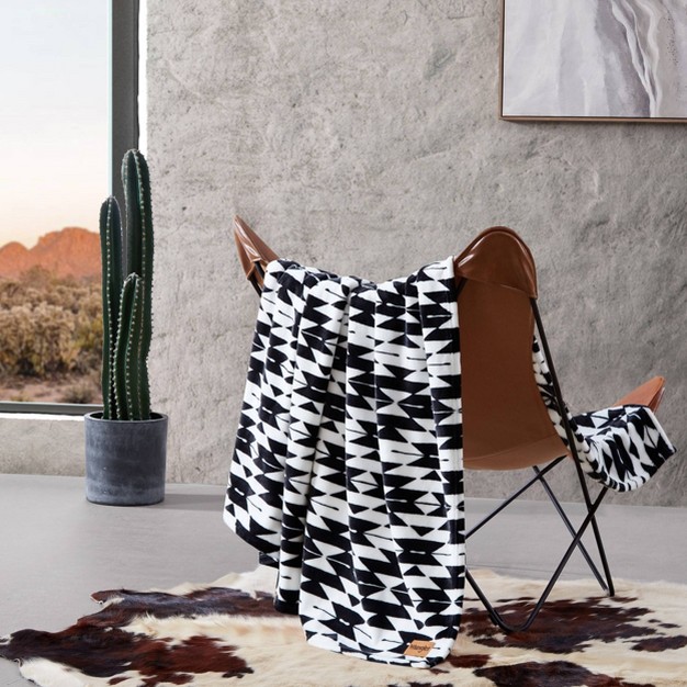 Oversized Geometric Reversible Throw Blanket Wrangler