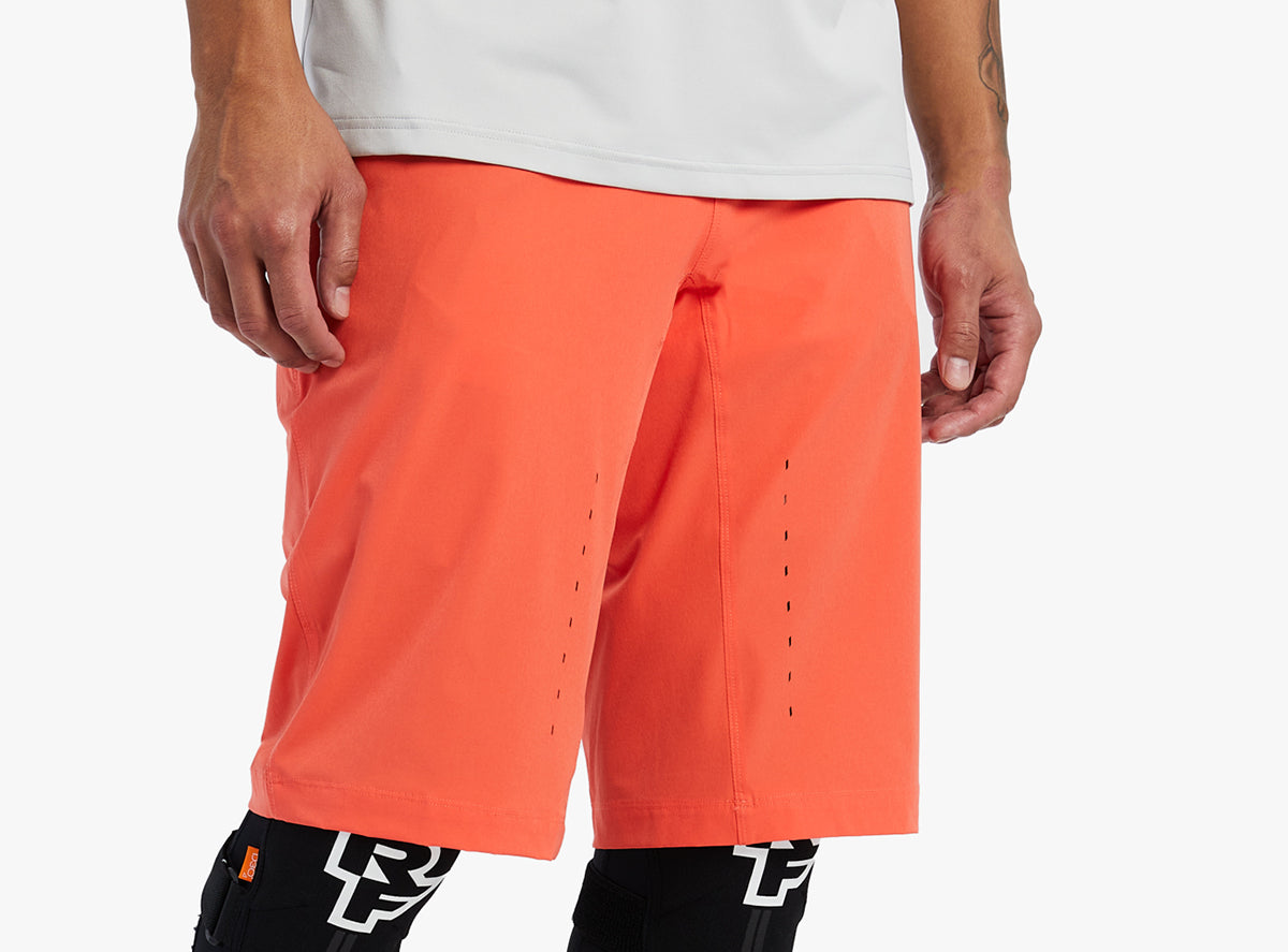Race Face Traverse MTB Short - Coral - 2022