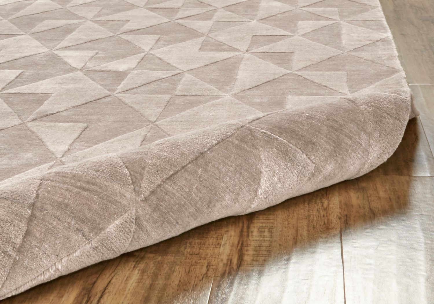 Savona Hand Woven Metallic Taupe Rug by BD Fine