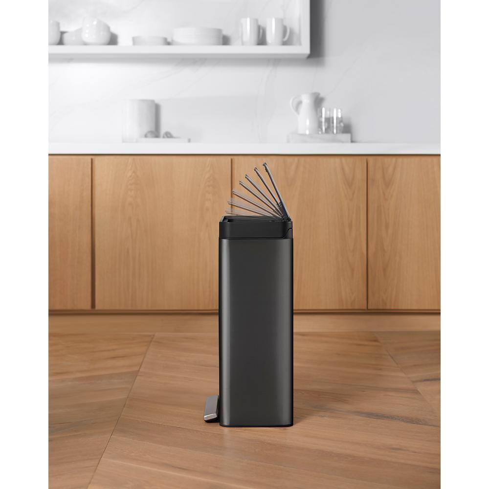 KOHLER 8 Gal. Loft Stainless Steel Trash Can in Black Stainless K-20941-BST