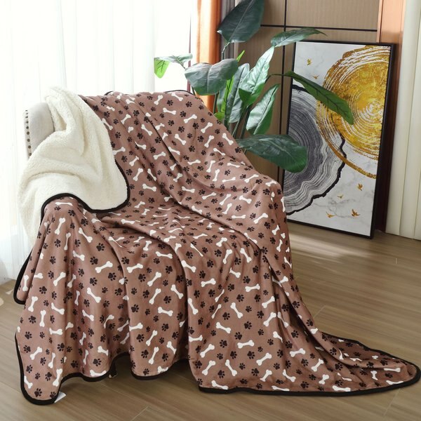 Happycare Textiles advanced Pets Print cozy Waterproof Cat and Dog blanket