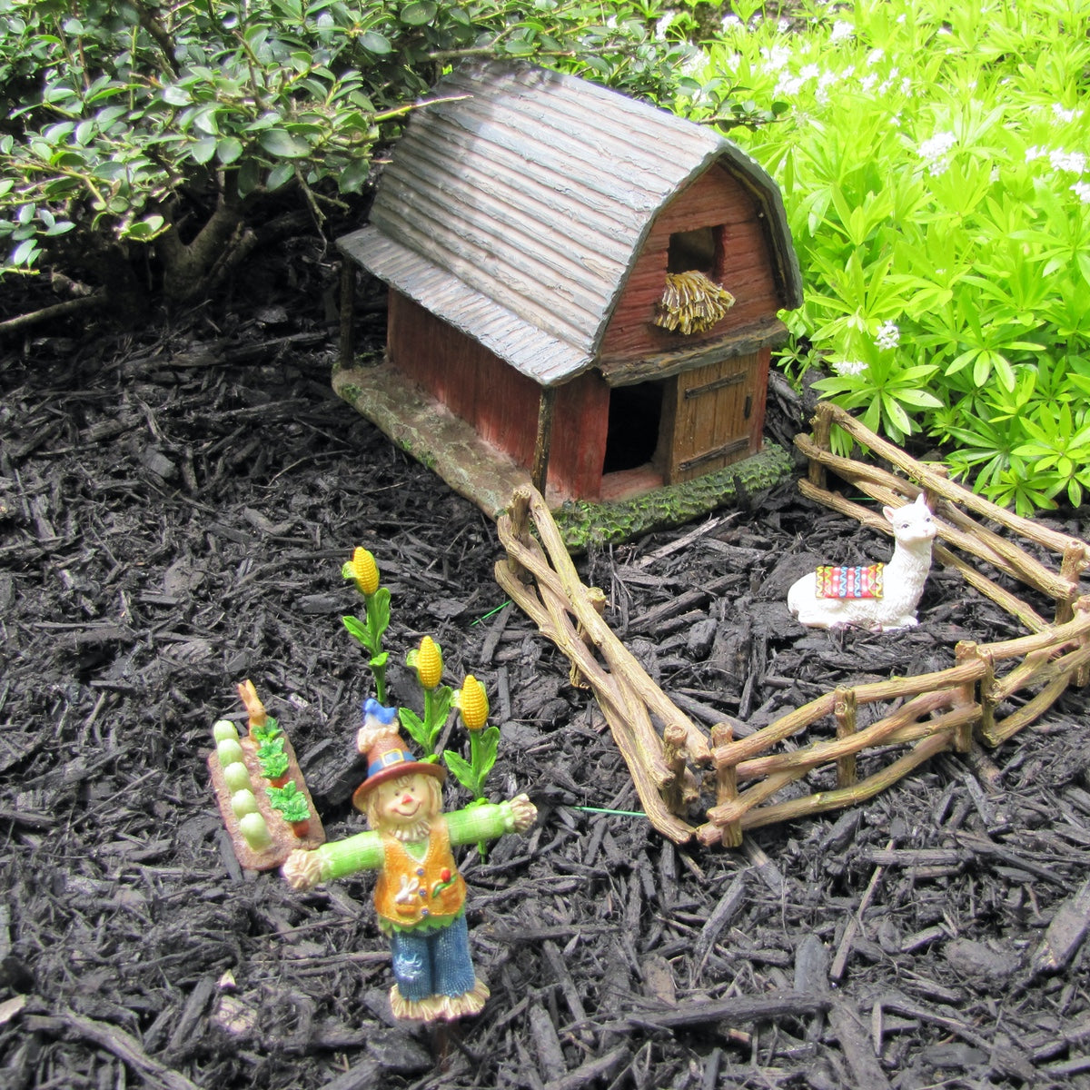 Miniature Red Barn Fairy Garden Accessory Dollhouse Farm Decor Outdoor Yard Ornament