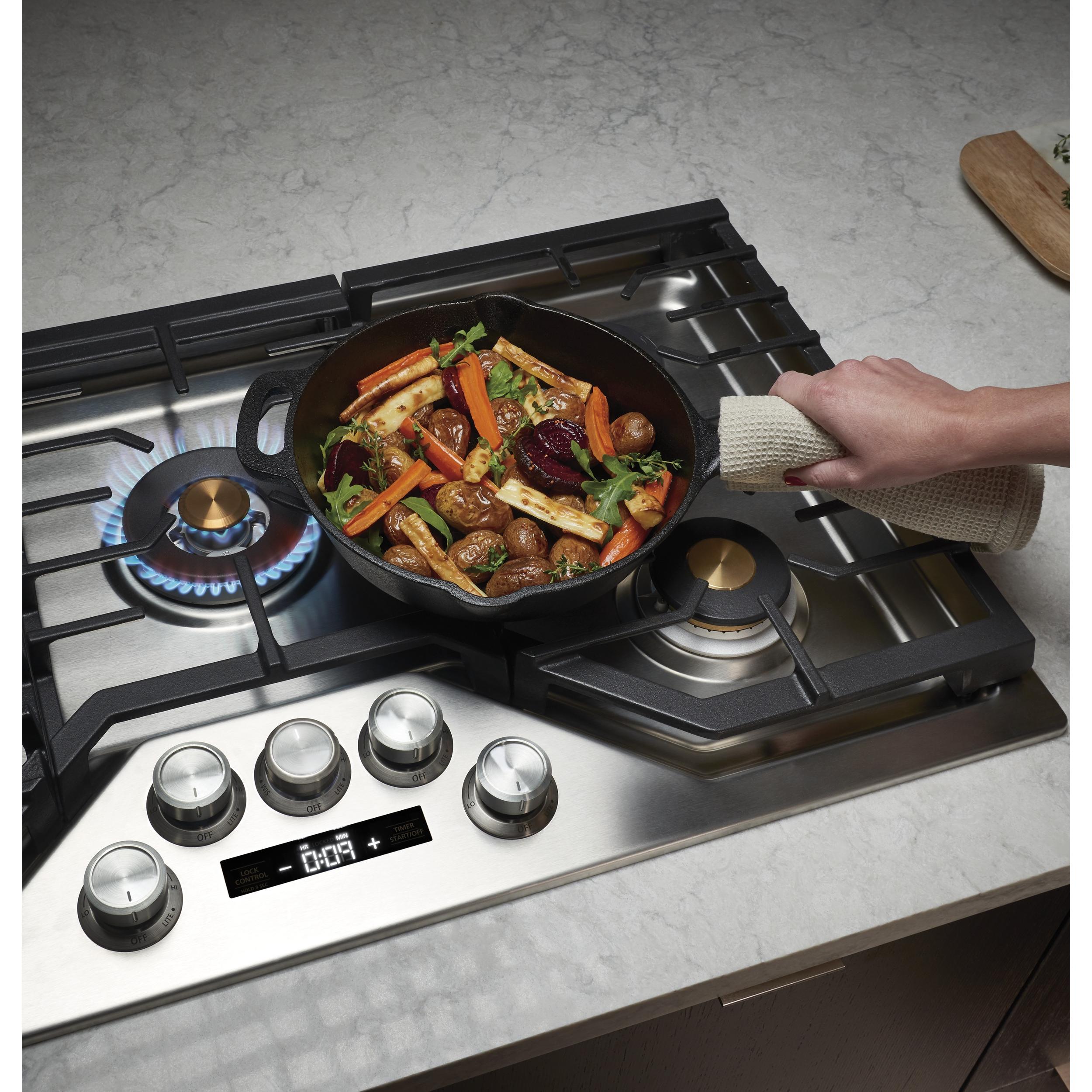 Monogram 36-inch Built-In Gas Cooktop ZGU36ESLSS