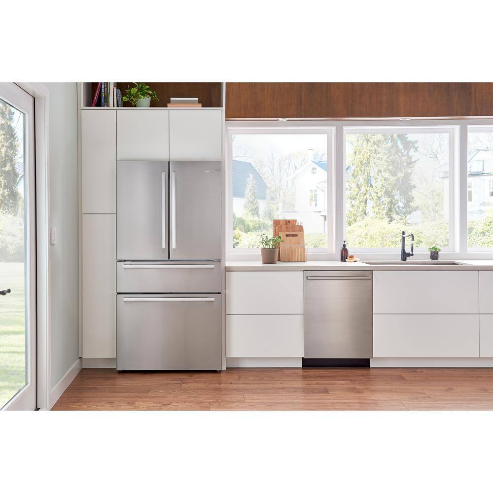 Bosch Benchmark Benchmark Series 24 In Top Control Tall Tub Smart Dishwasher in Stainless Flexible 3rd Rack 38dBA SHX89PW75N