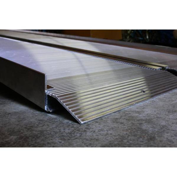 EZ-ACCESS TRAVERSE 8 ft. Singlefold Aluminum Loading Ramp TRAVERSE SF08