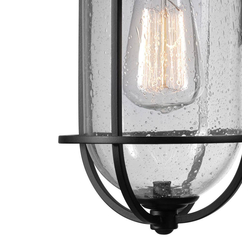 Globe Electric Turner Black Farmhouse IndoorOutdoor 1-Light Wall Sconce with Clear Seeded Glass 44308