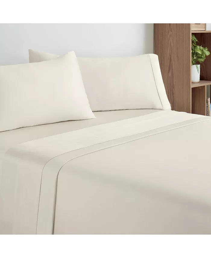 Aston and Arden Eucalyptus Sheet Set， (Full Bed Size)， 1 Flat Sheet， 1 Fitted Sheet， 2 Pillowcases， Ultra Soft Fabric， Breathable and Cooling， Eco-Friendly