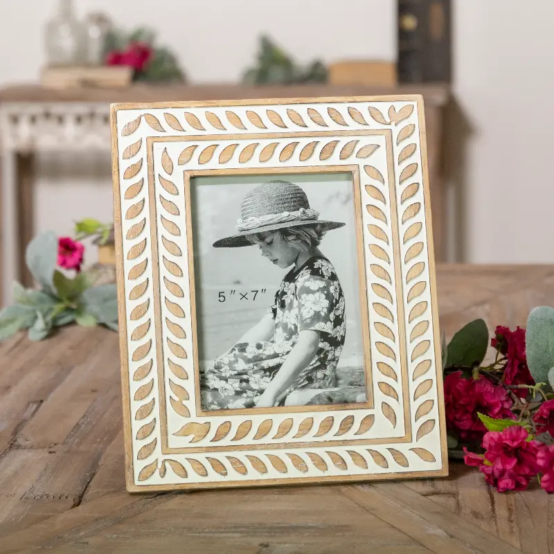 5x7 Whitewash Wooden Picture Frame