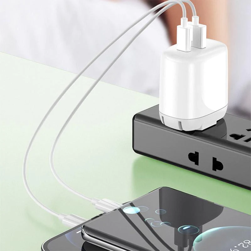 Foldable dual-hole fast charging charging head