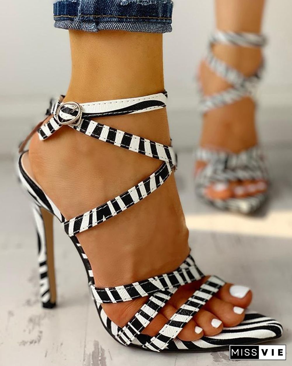 Multi-Strap Crisscross Thin Heeled Sandals