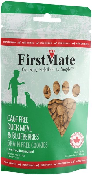 Firstmate Cage Free Duck Meal and Blueberries Mini Trainer Grain-Free Dog Treats， 8-oz bag