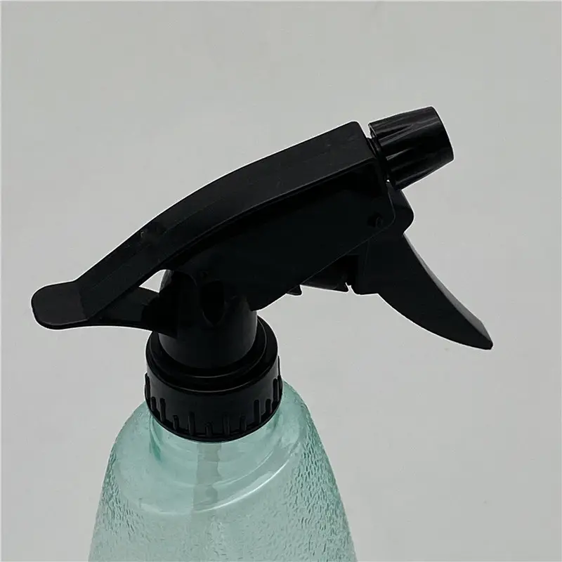 500ml Portable Fogger Sprayer Plastic Mist Sprayer Manual Household Tool Sprayer