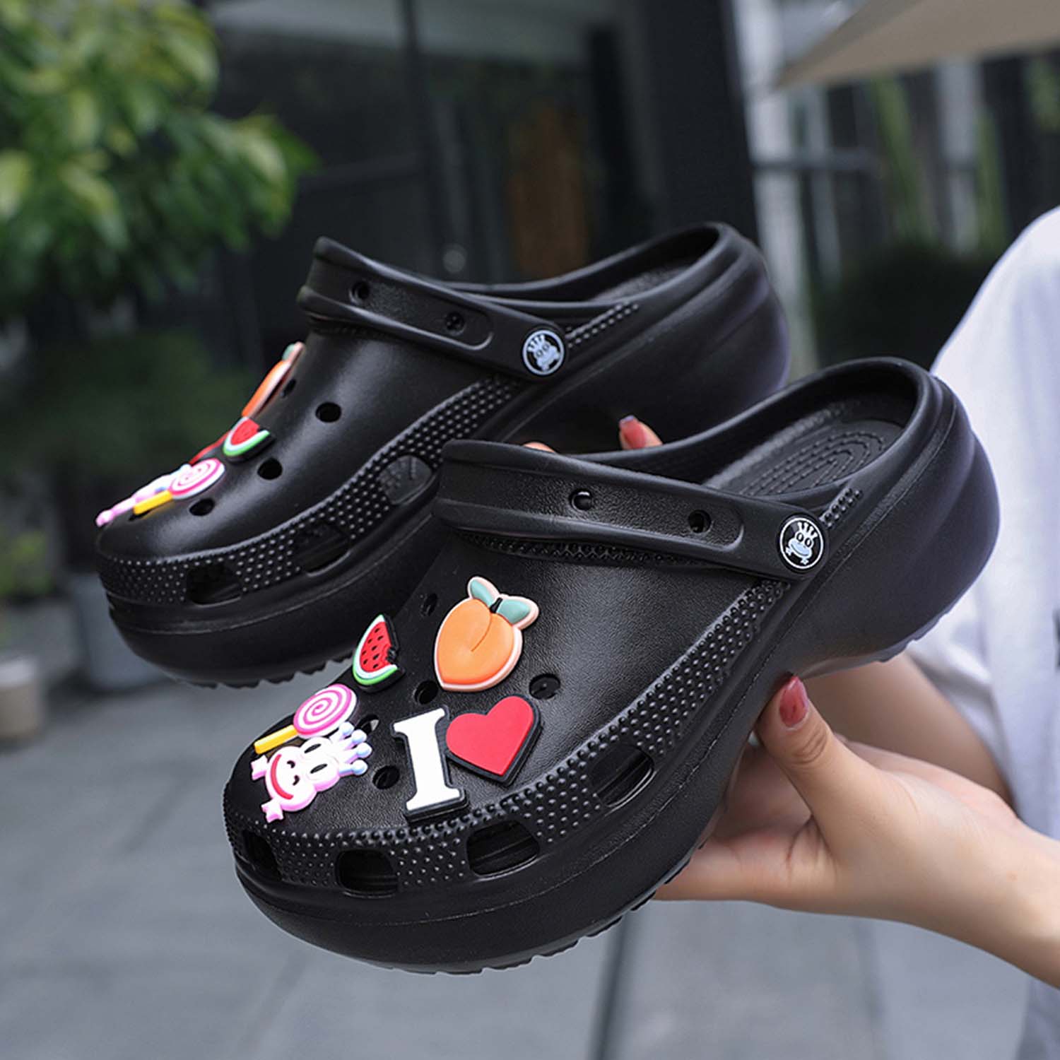 Platform Clogs Gardener Shoes Garden Clog Slippers for Women Platform Slides Hight Heels Mules Comfortable Breathable Lightweight Slip on Wedge Sandals Slides Slippers with Charms 2 in Black 41