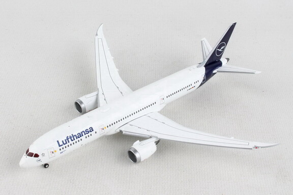 GeminiJets GJ2046F Gemini Lufthansa 787 9 1/400 Fl...