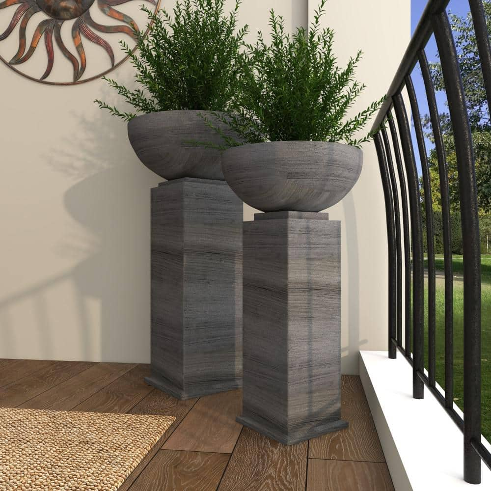 Litton Lane 38in. Extra Large Gray Metal Indoor Outdoor Planter (2- Pack) 65379