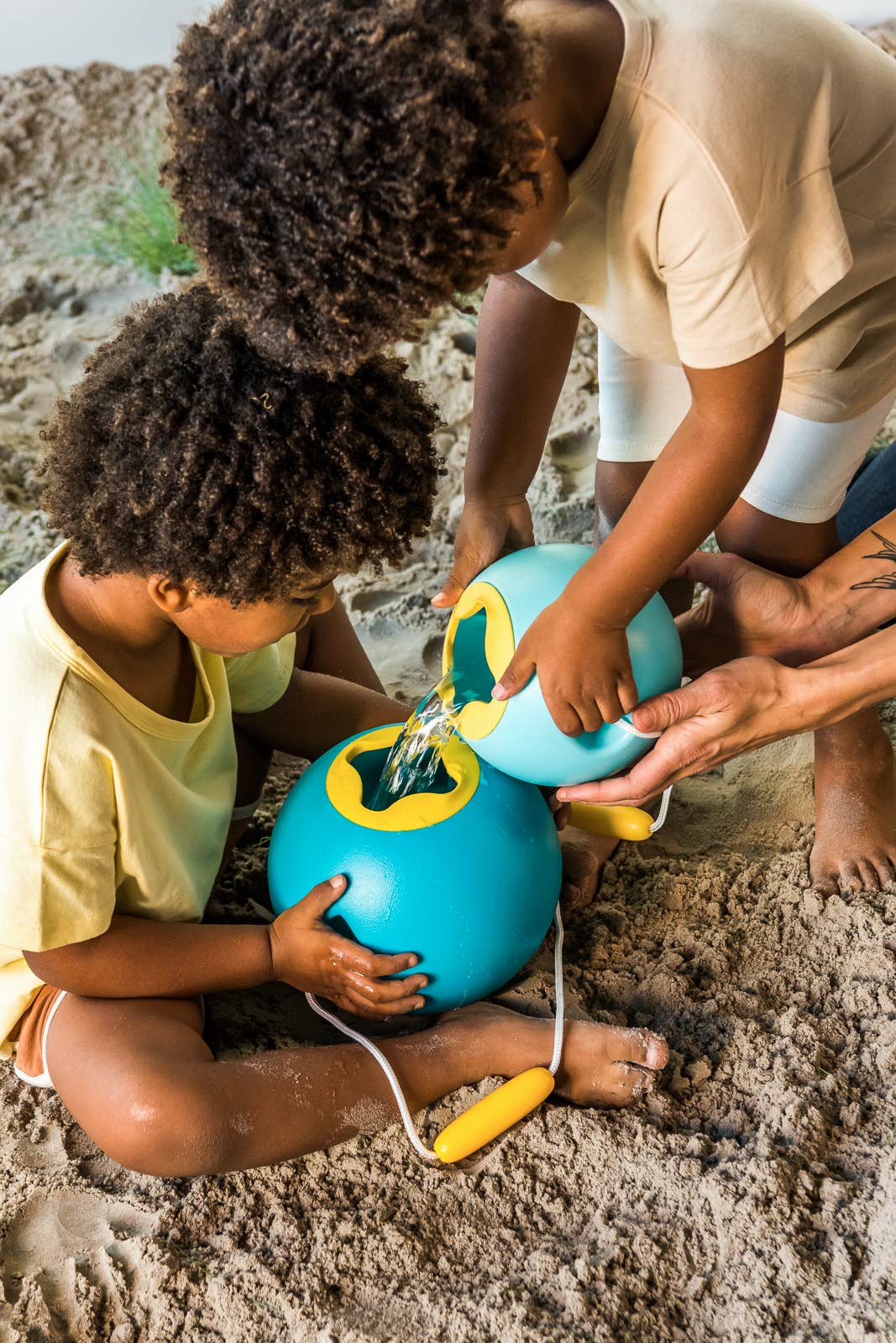 Mini Ballo Bucket - Banana Blue by Quut Toys