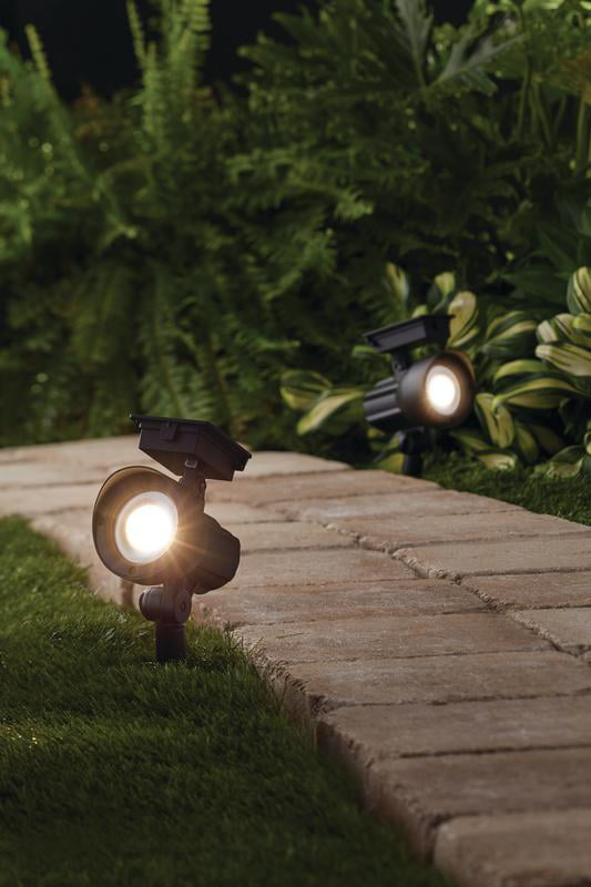 Mainstays Solar Powered Black LED Landscape Spot Light with Plastic Lens， 20 Lumens (4 Count)