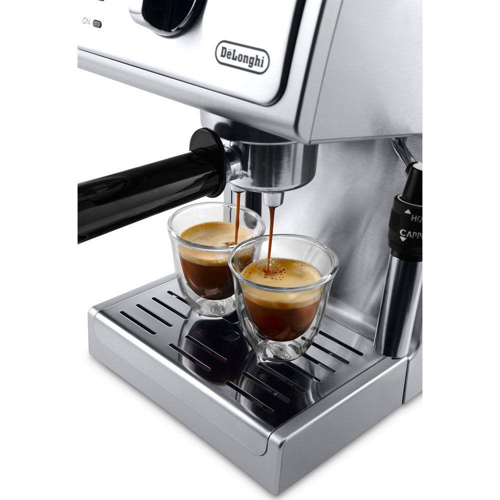 DeLonghi 15-Bar Stainless Steel Espresso Machine and Cappuccino Maker with Manual Frother ECP3630