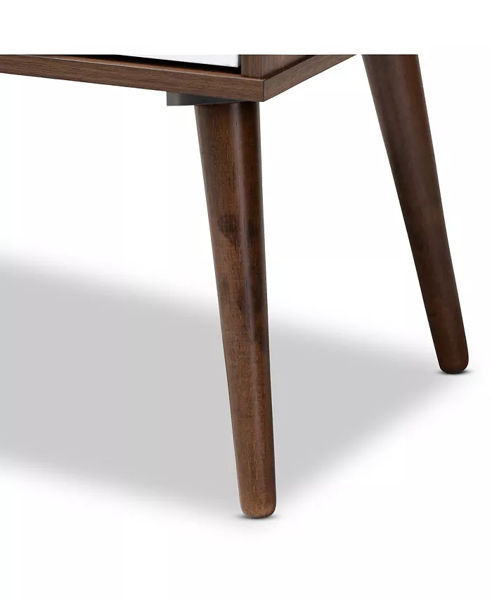 Furniture Quinn Side Table