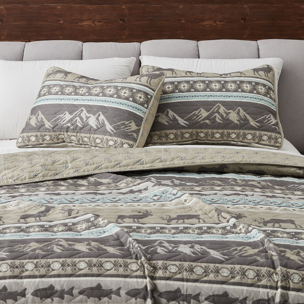 Premium Wildlife Stripe Microfiber Quilt Set With Shams