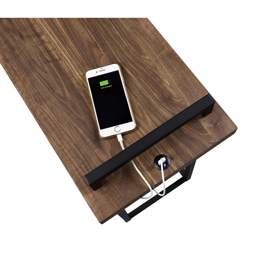 Stetsonia C Table with USB Charging Port