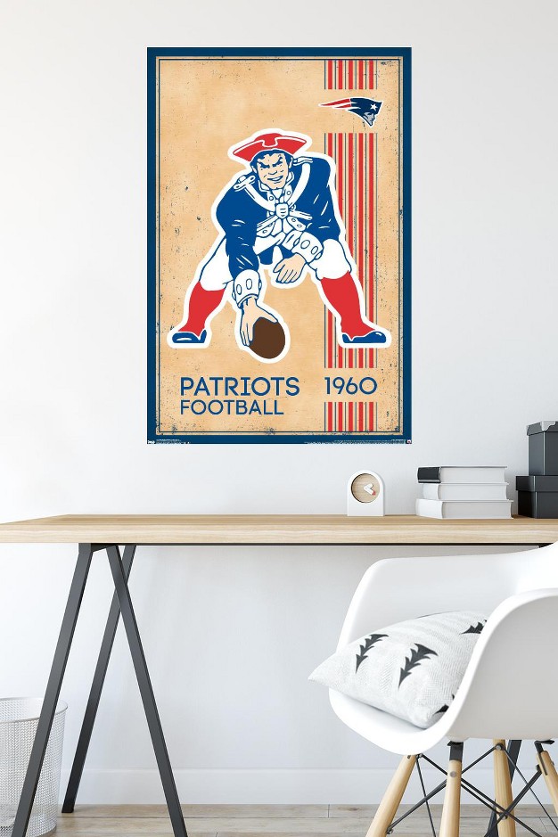 Trends International Nfl New England Patriots Retro Logo 14 Unframed Wall Poster Prints