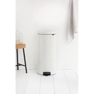 Brabantia NewIcon 8 Gallon (30L) White Step On Trash Can 111785