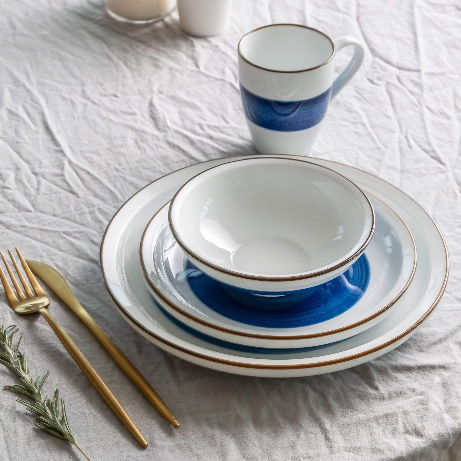 Flur Dinnerware Set