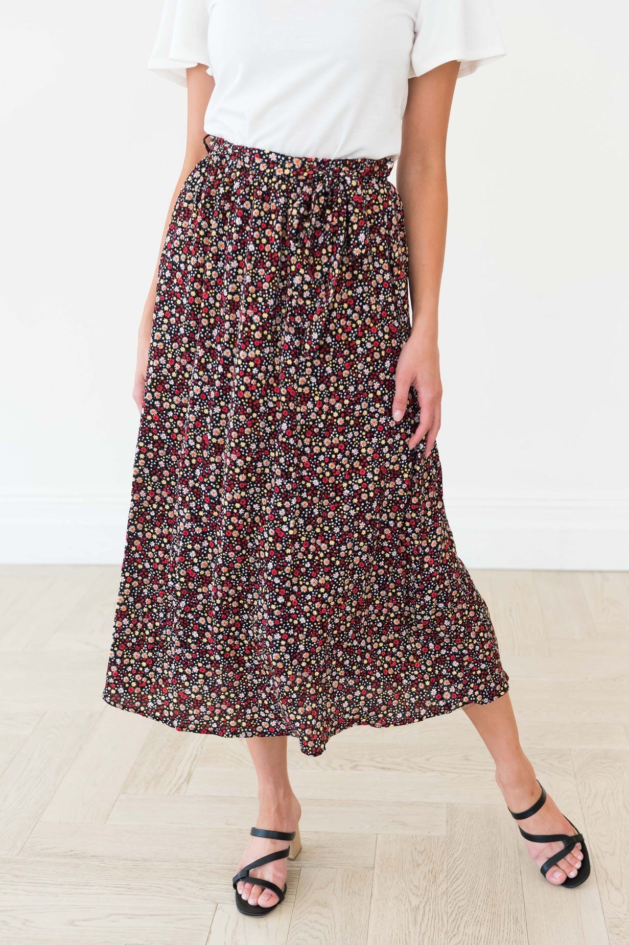 Ditzy Daisy Modest Floral Skirt