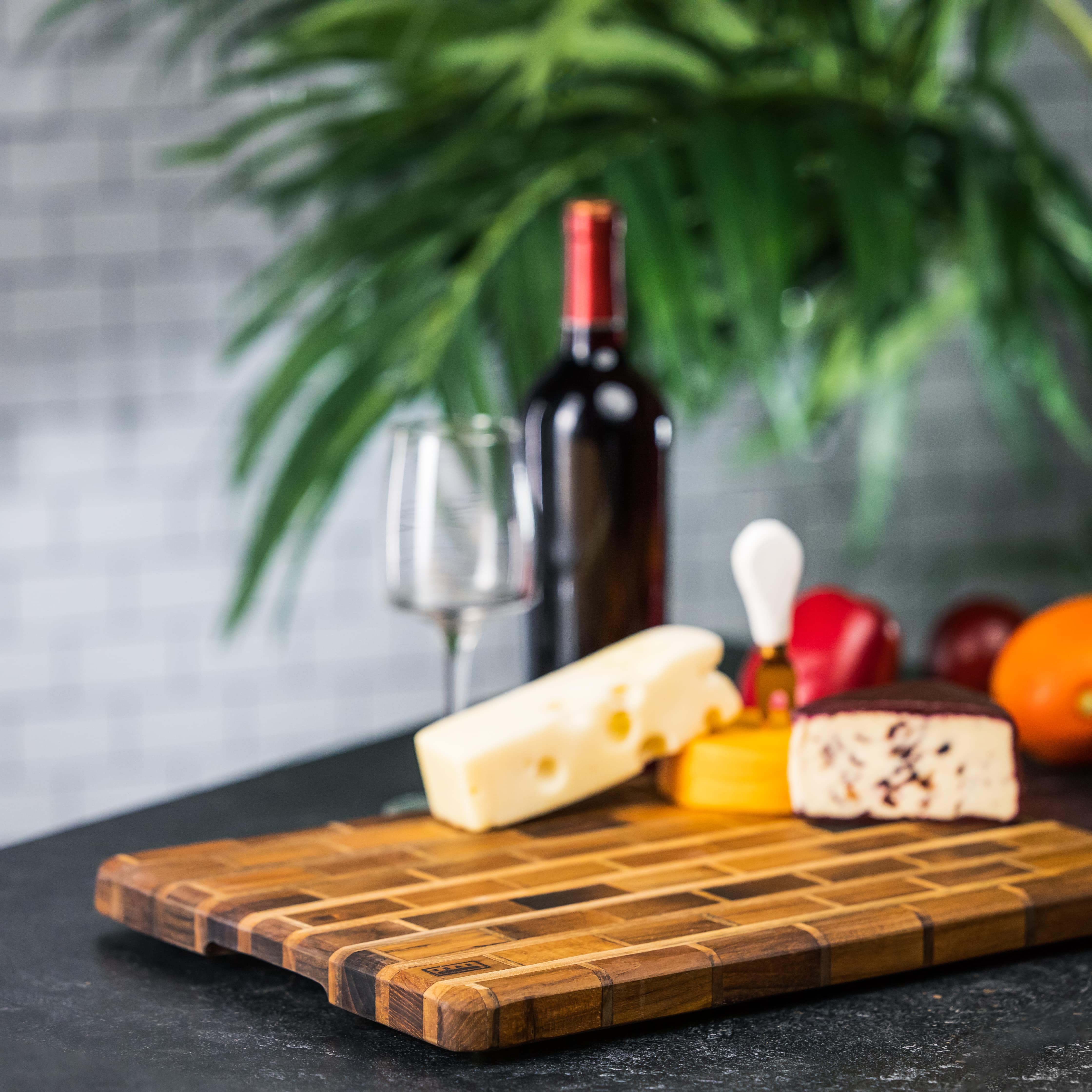 Artisanal Teak Charcuterie， Cutting， Cheese and Bread Board， Handmade， 16x12x1， for Slicing， Dicing and Food Serving