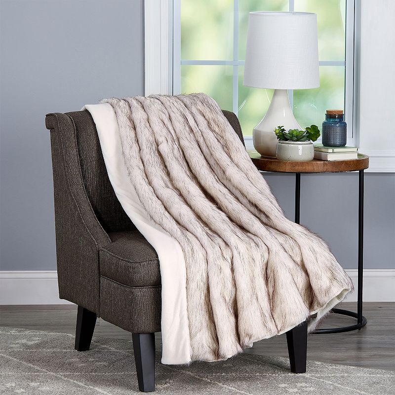 Portsmouth Home Wolf Faux Fur Throw Blanket