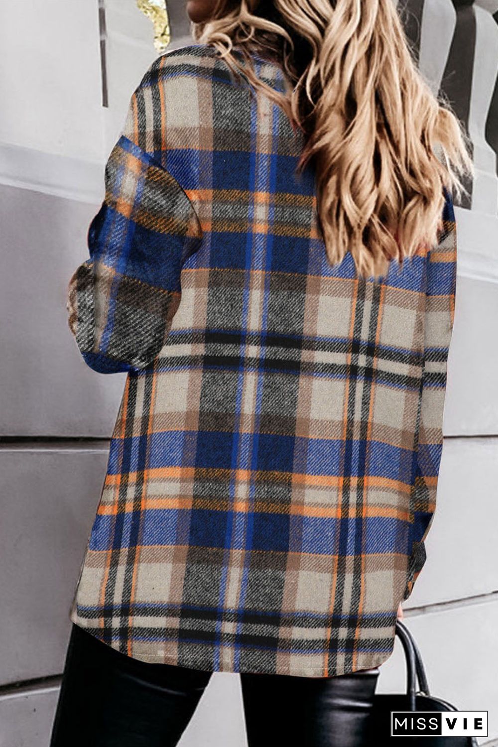 Geometric Plaid Print Pocketed Shirt