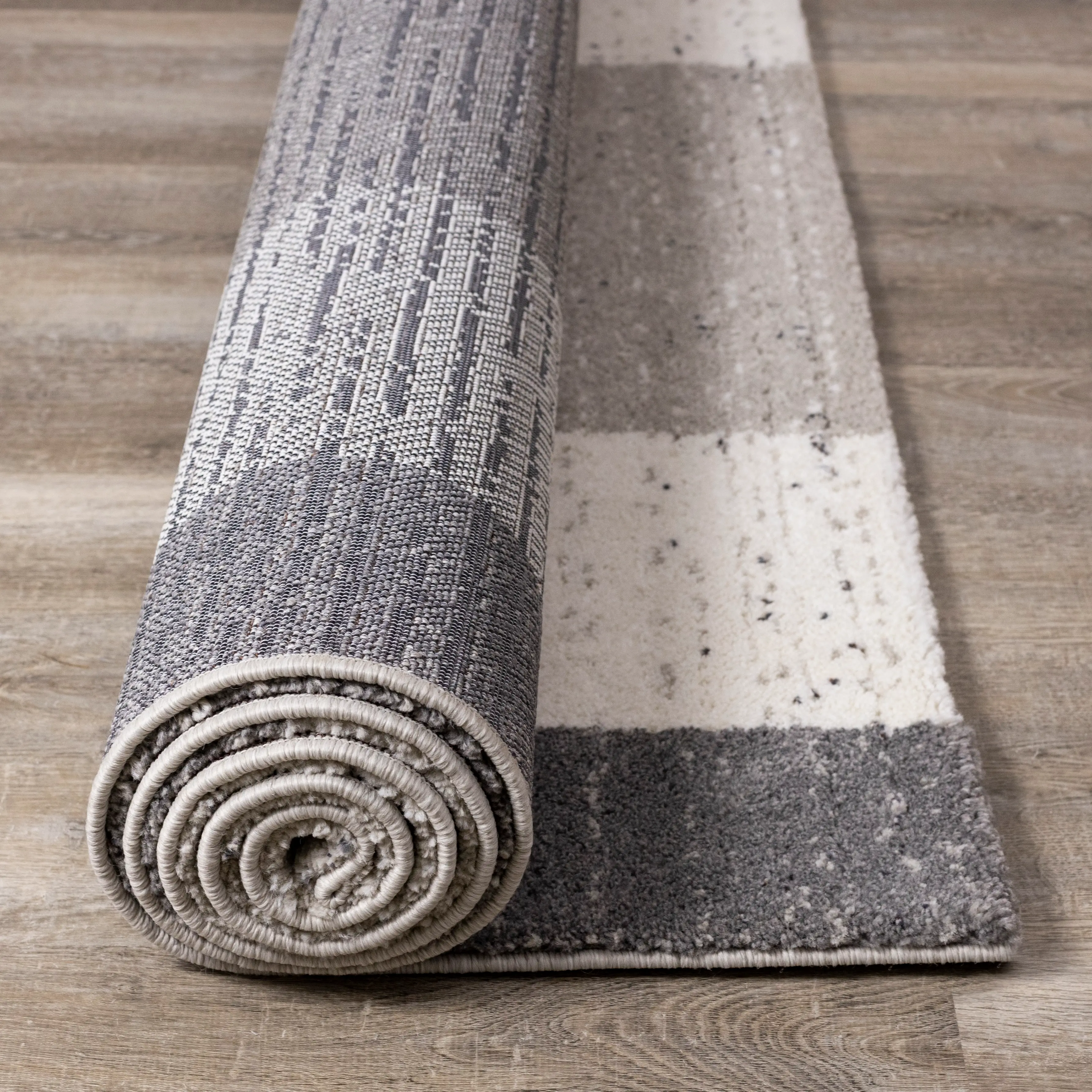 Ravine 5 x 8 Gray Rectangles Area Rug