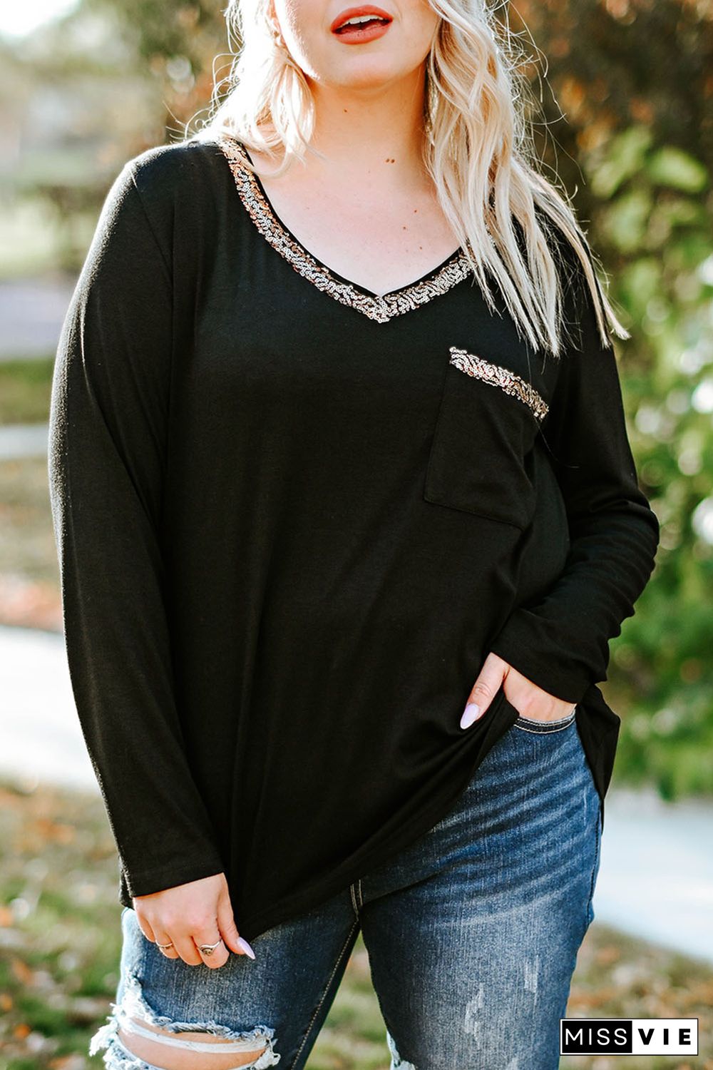 Black Long Sleeve Sequined V Neck Plus Size Top