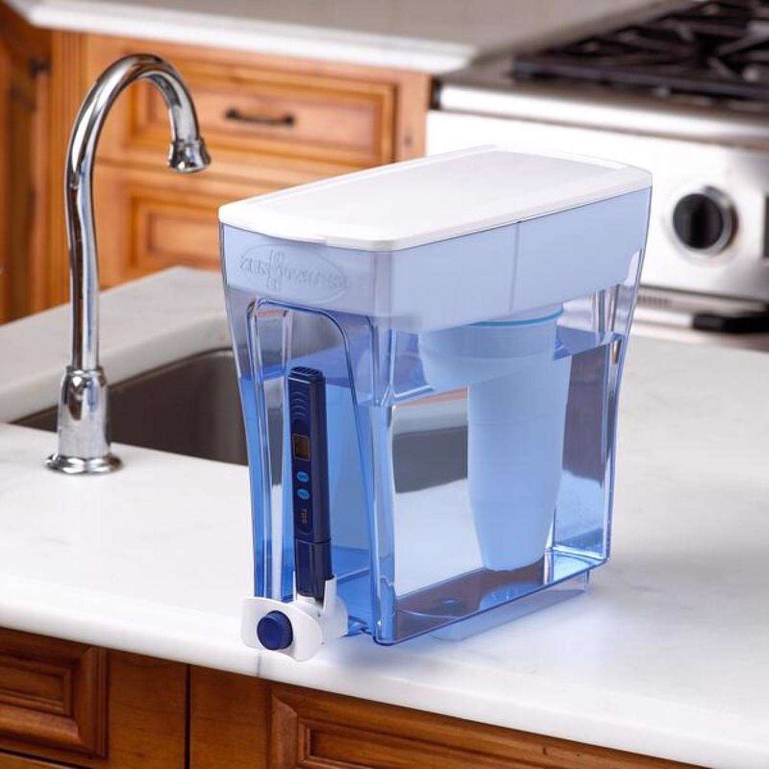 ZeroWater Ready-Pour 20 cups Blue Water Filter Pitcher