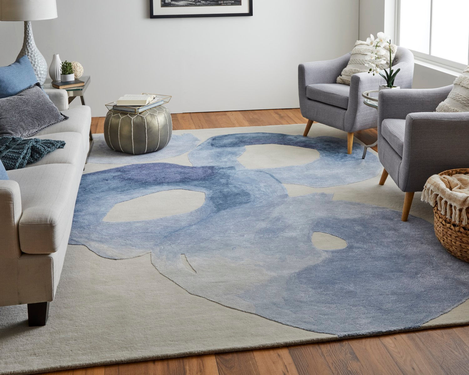 Ramiro Abstract Hand Tufted Blue Rug