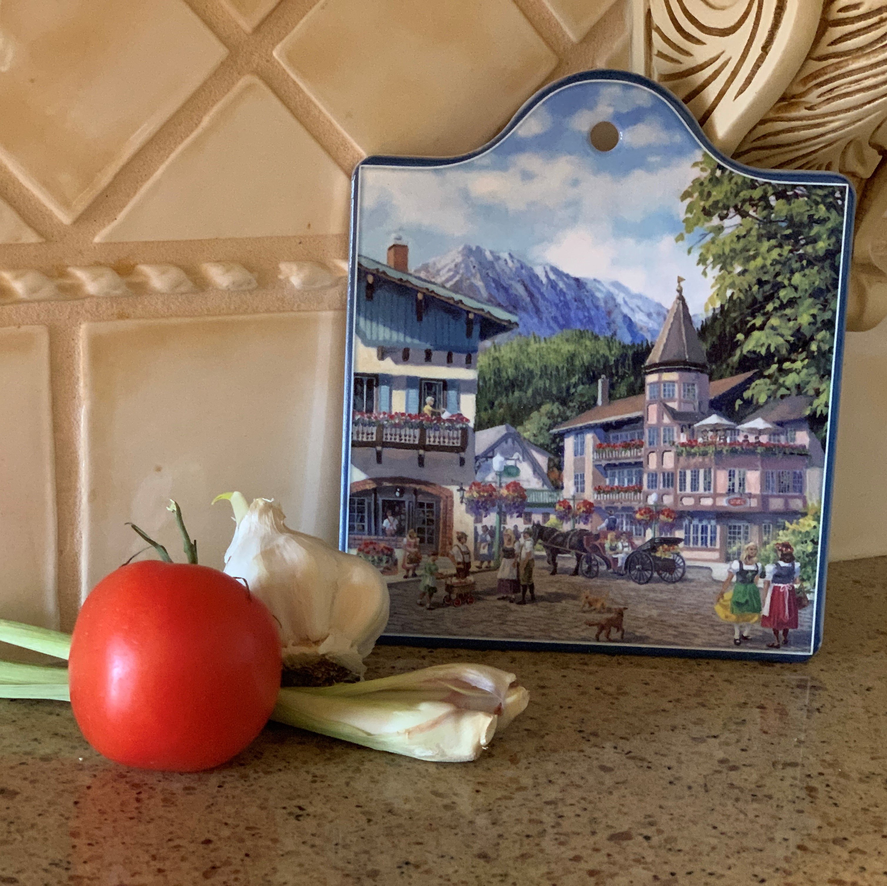 Ceramic Cheeseboard with Cork Backing: Summer