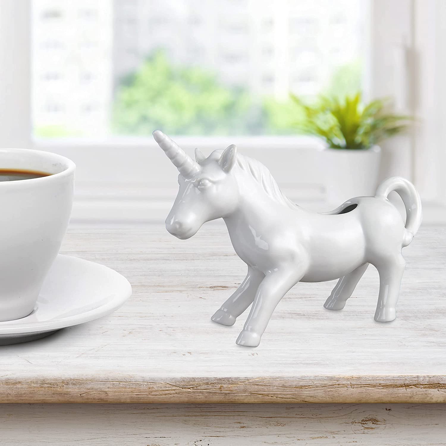 HIC Fine Porcelain Unicorn Creamer， 4 Ounce， White