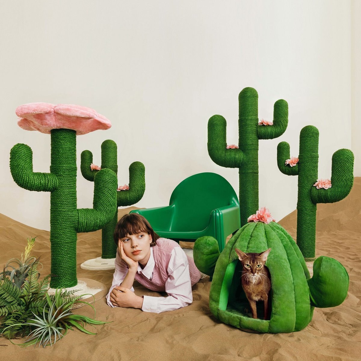 VETRESKA Oasis Cactus 41-in Cat Tree