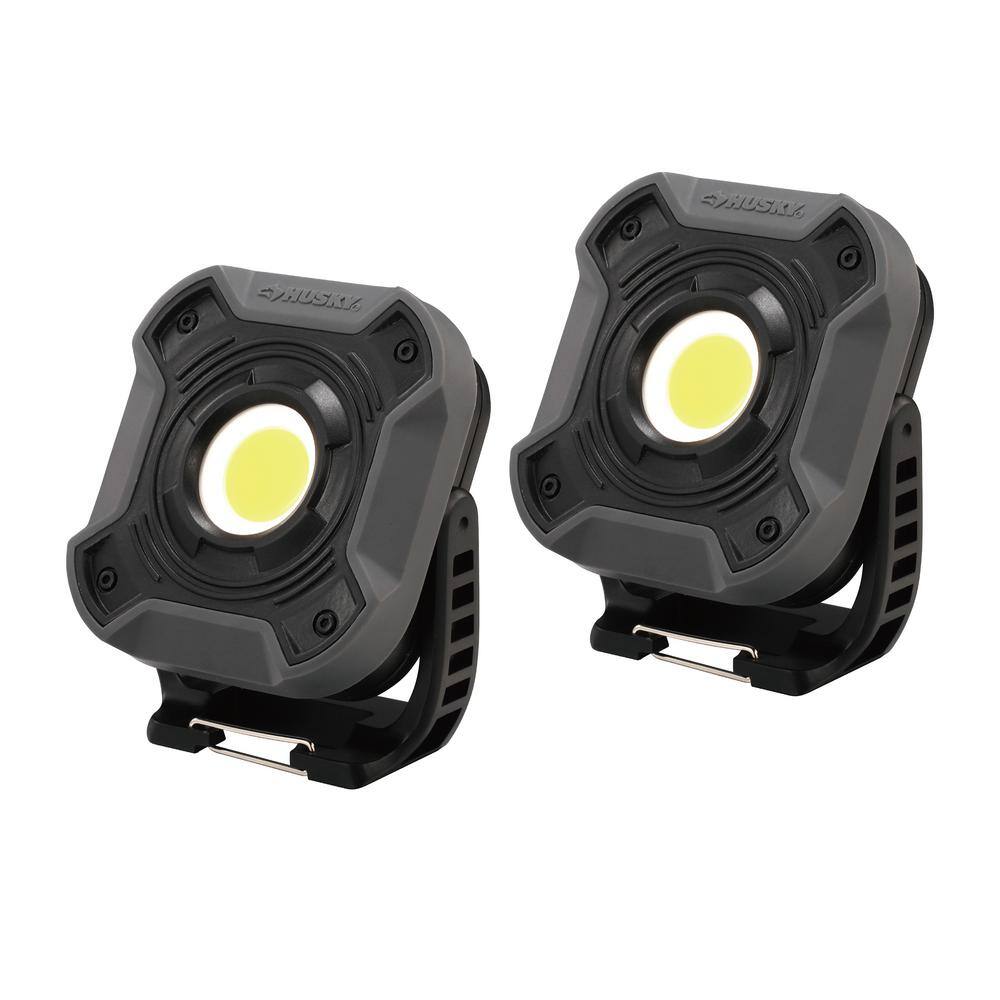 Husky 800-Lumen LED Utility Lights 2-Modes with Magnetic Handle and Batteries (2-Pack) HSKY8002PKUL