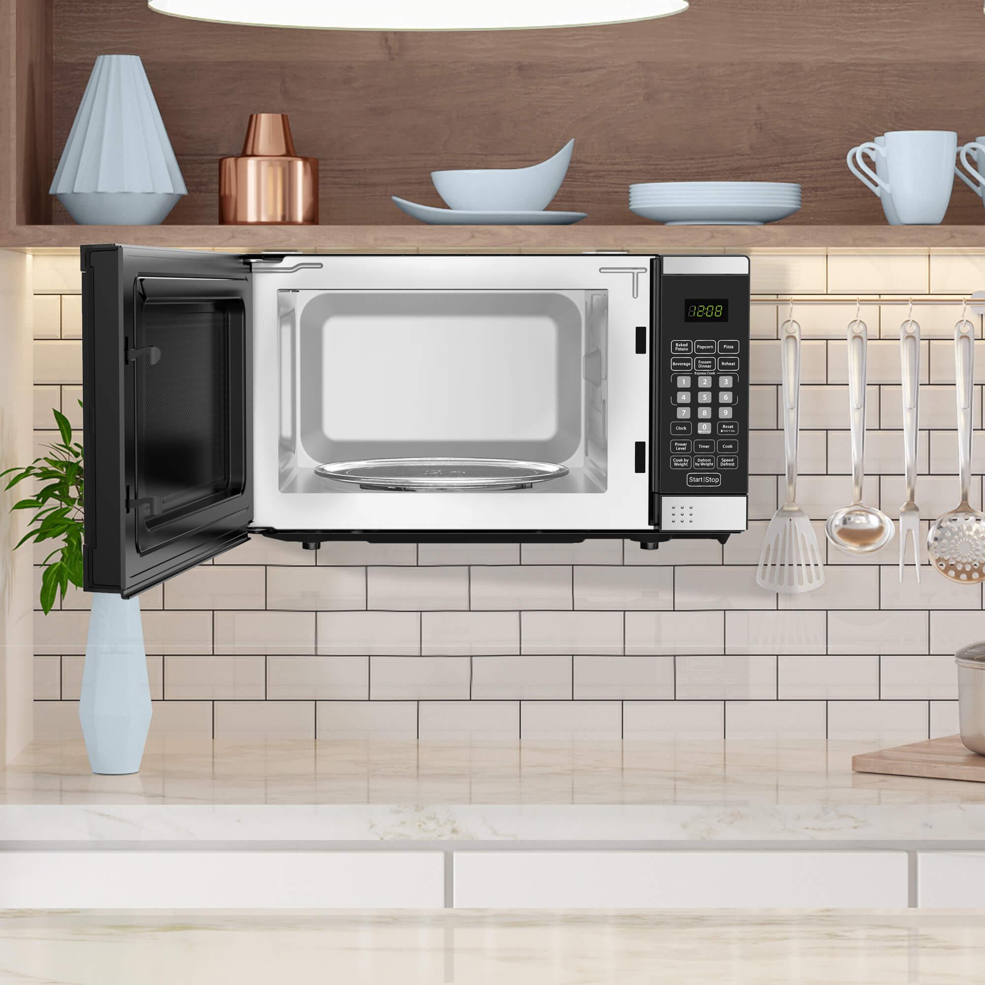 Danby 0.7 cu. ft. Microwave Oven for Countertop or Under-Cabinet Installation DDMW007501G1