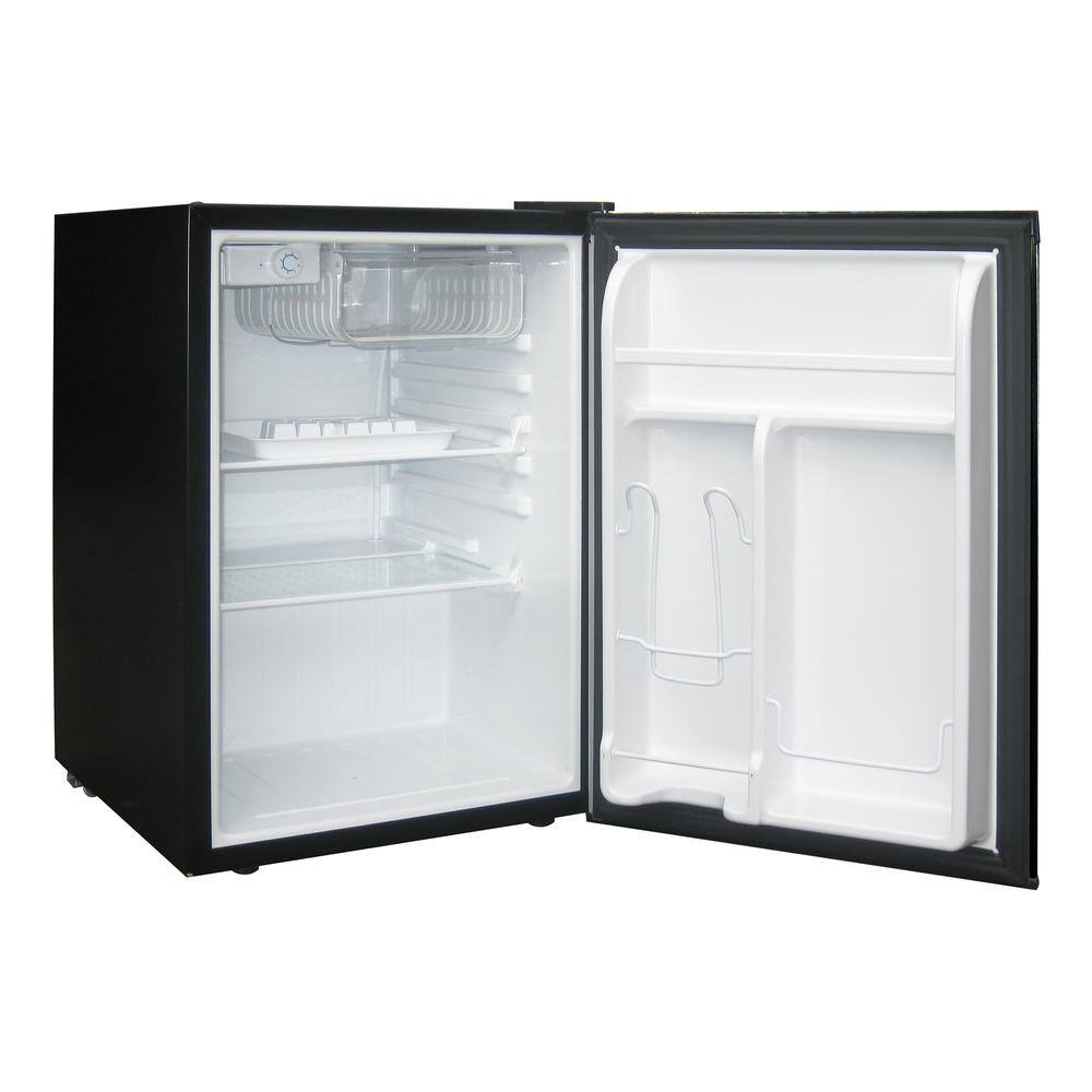 Magic Chef 2.6 cu. ft. Mini Fridge in Black ENERGY STAR HMBR265BE1